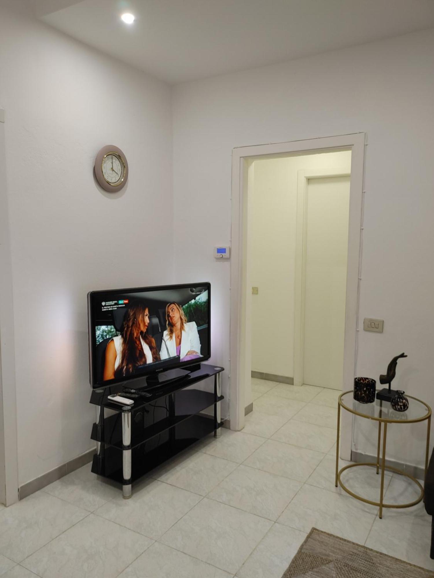 Mazzini Apartment - The V Collection Турате Екстериор снимка